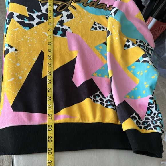 Switch Remarkable “Legendary” Graphic Sweatshirt Size 2X Bold Retro Animal Print - Picture 8 of 11